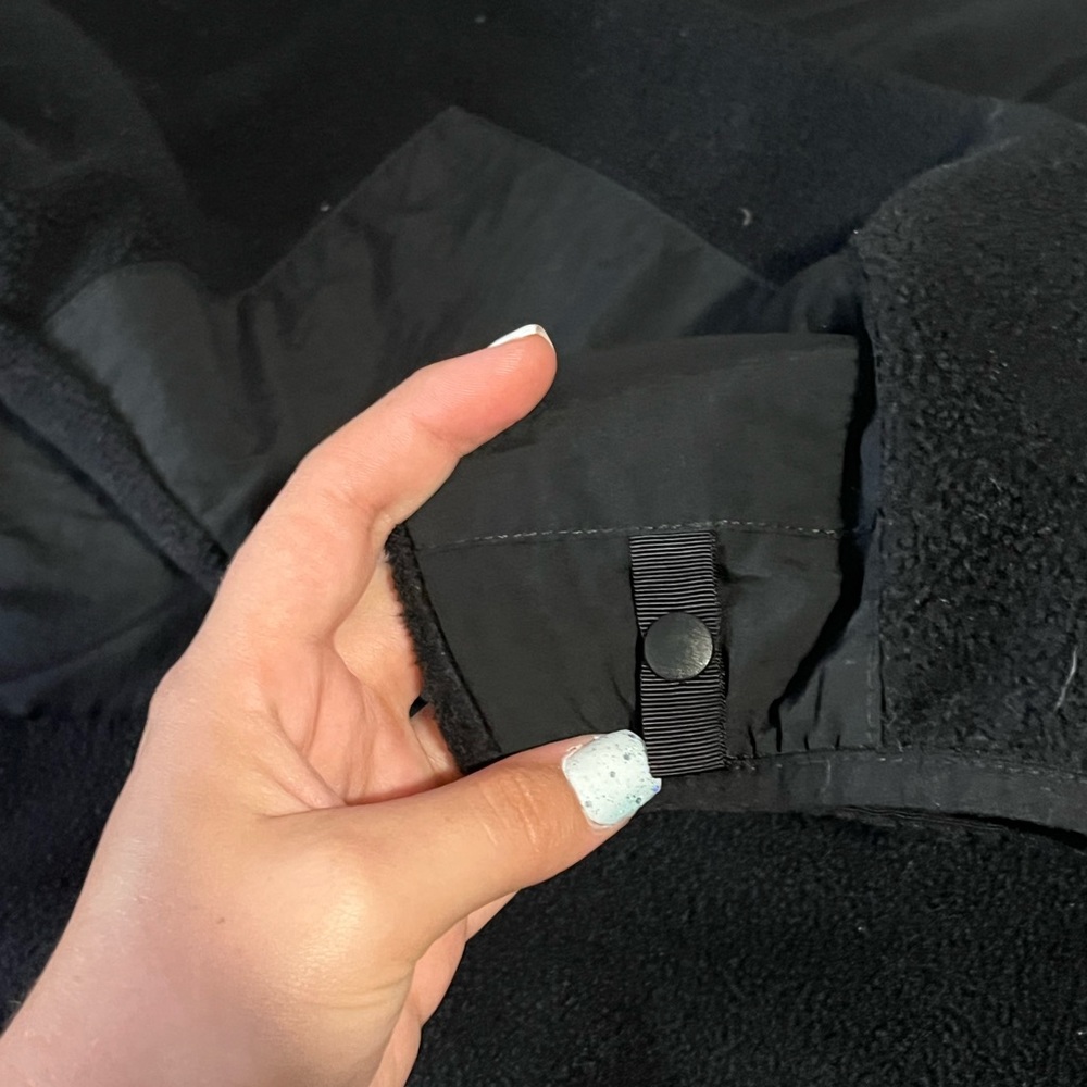 The North Face Men’s Black Denali Jacket - Picture 11 of 11